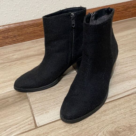 Band of Gypsies | Loveland canvas booties - Picture 2 of 11